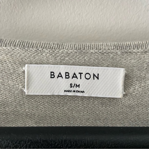 Aritzia Babaton Baylor Grey V-neck Sweater size S/M - Picture 6 of 11